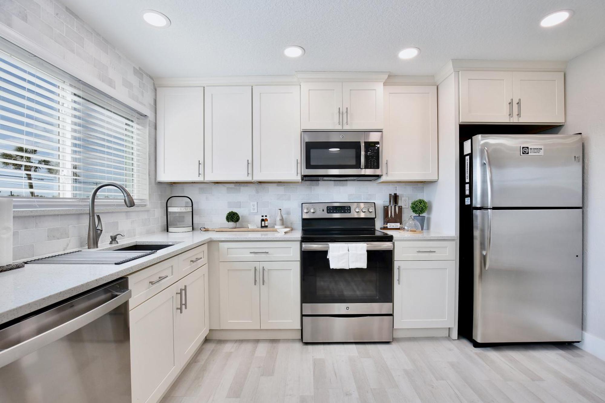 Zen Beach Retreat - Ocean View Townhouse -No Drive Beach New Smyrna Beach Exterior photo